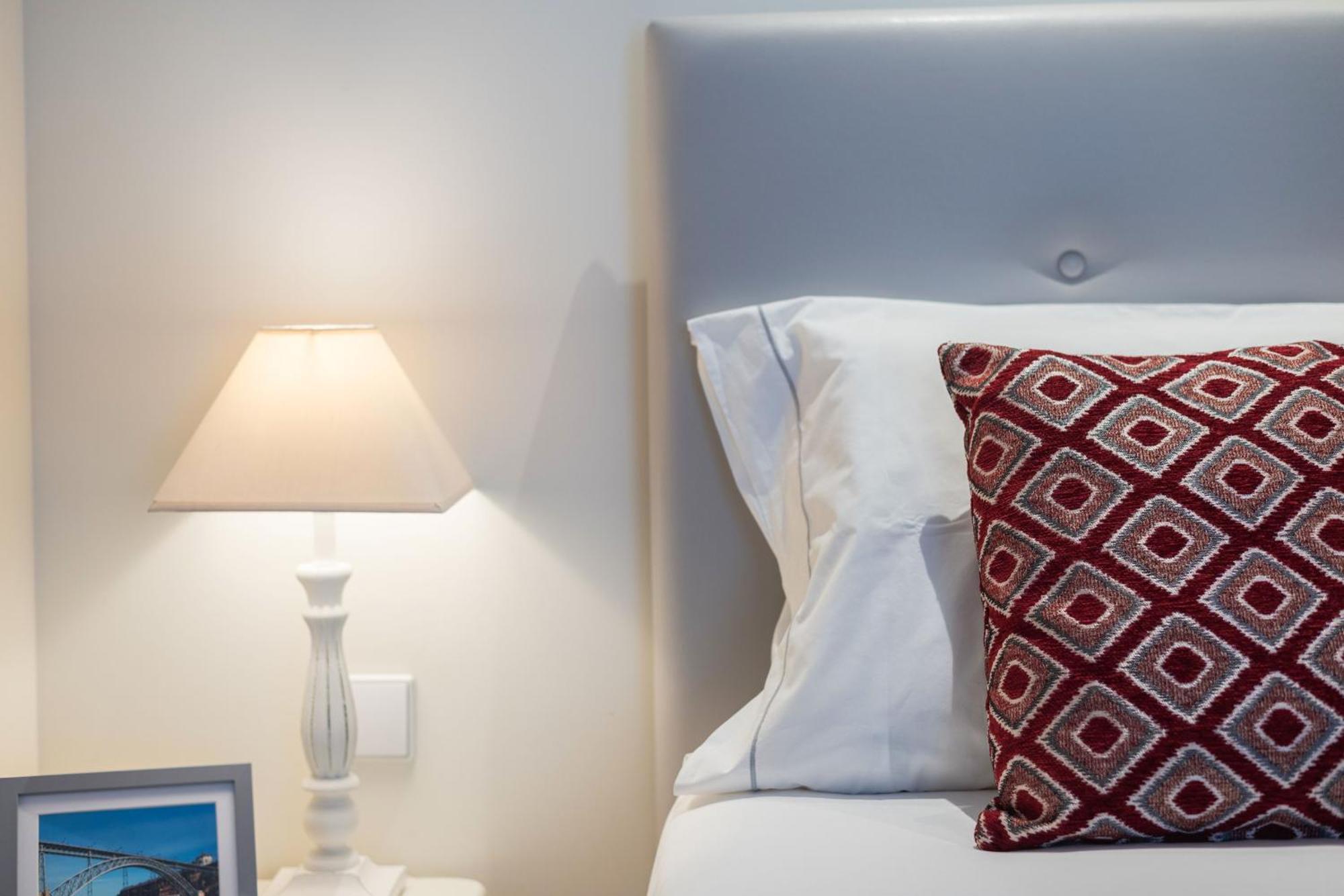 Ferienwohnung Modern Loft W Ac Downtown And Metro Porto Exterior foto