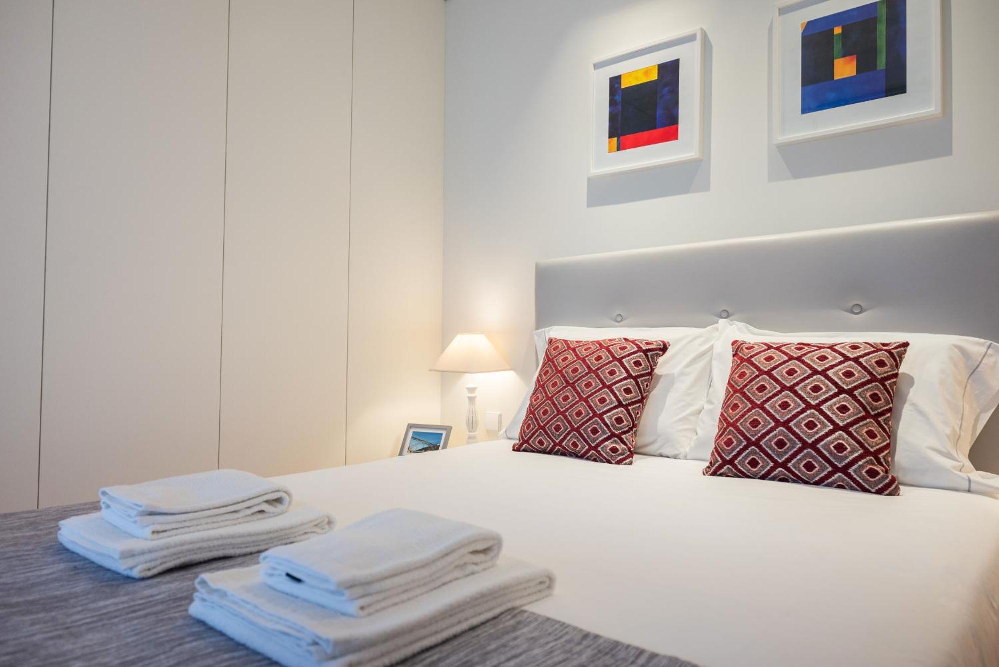 Ferienwohnung Modern Loft W Ac Downtown And Metro Porto Exterior foto